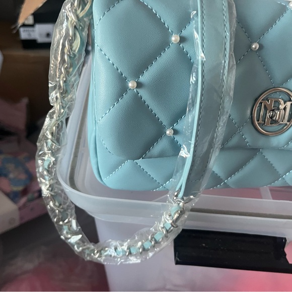 Badgley Mischka Chanel-style Quilted Blue Bag with pearl accents NWT - Picture 4 of 11